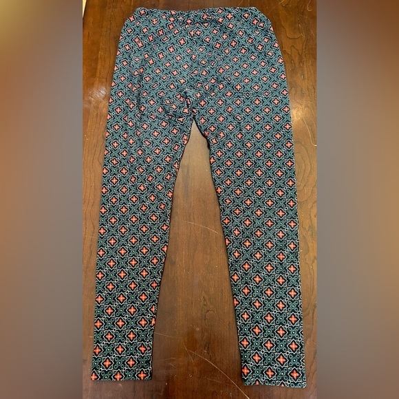 LuLaRoe Leggings - Picture 2 of 2